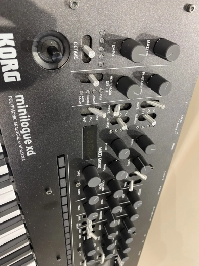 Korg - MINILOGUE XD 2